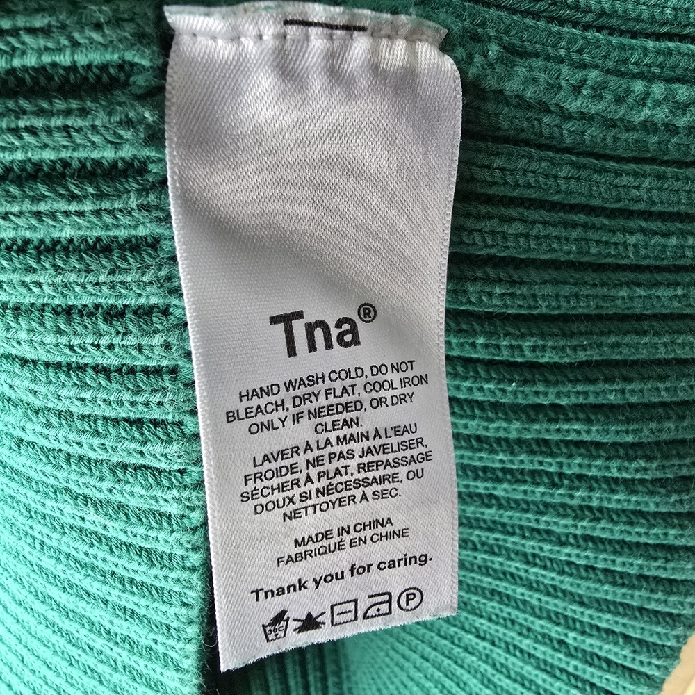 Aritzia TNA The Marcey Sweater Vest Green White Colorway V Neck Womens Medium - Picture 6 of 8